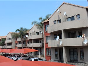 2 Bed Apartment in Erand Gardens