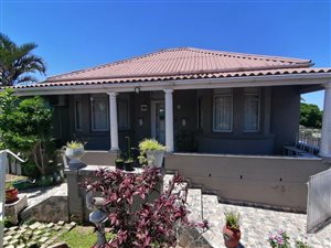 3 Bed House in Sea View