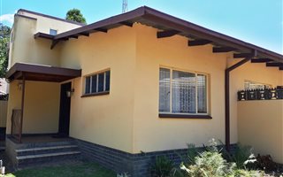 4 Bedroom House in Eduanpark