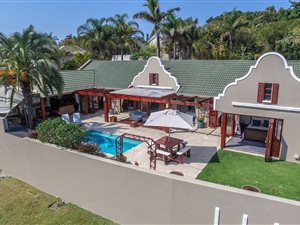 4 Bed House in Beacon Bay