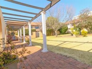 3 Bed Townhouse in Bedfordview