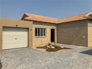 3 Bed House in Hansmoeskraal