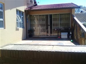 3 Bed Simplex in Woodhaven