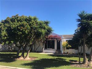 4 Bed House in Durbanville Central