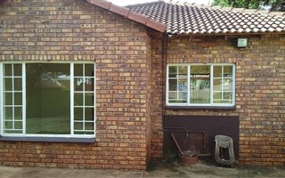 2 Bedroom Flat in Brakpan Central