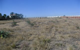 8567 m² Land available in Mooikloof Heights