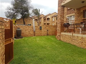 2 Bed Townhouse in Mooikloof Estate