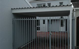 3 Bedroom Townhouse in Fish Hoek