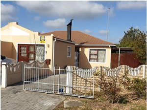 3 Bed House in Wellway Park East