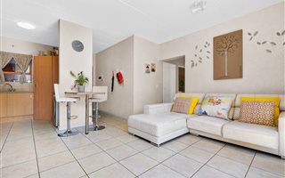 2 Bedroom Apartment in Douglasdale