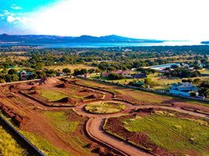 607 m² land for sale in Melodie | T2788741