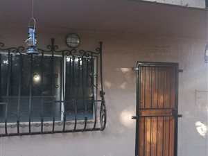 2 Bed Garden Cottage in Wonderboom