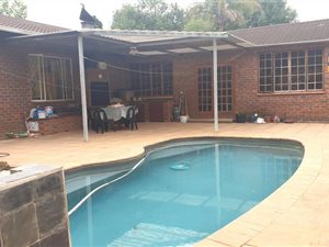 4 Bed House in Boughton