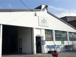 1200 m² Commercial space in North Industria