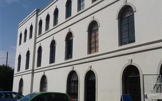 99 m² Commercial space in Halfway House