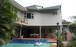5 Bedroom House in Cowies Hill Park