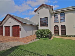 4 Bed House in Panorama