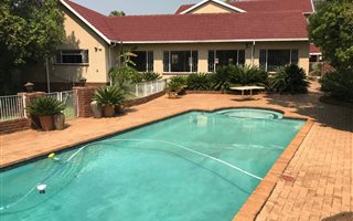 4 Bedroom House in Meyerspark