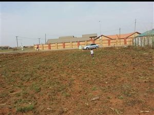 1081 m² Land available in Riversdale