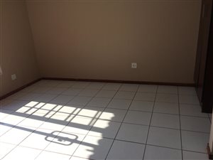 1 Bed House in Clayville