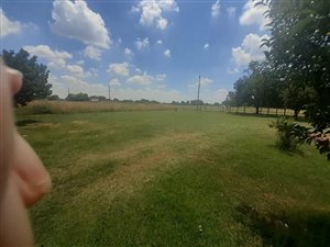 3.6 ha Land available in Boltonwold