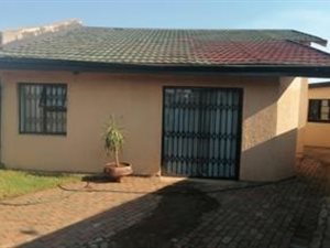 5 Bed House in Pimville