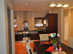 2 Bed Townhouse in Melrose North