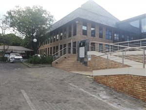 1312 m² Office Space in Hurlingham