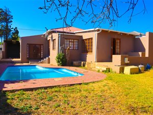 2 Bed House in Westdene