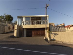 7 Bed House in Arena Park