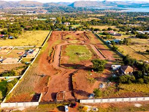 422 m² land for sale in Melodie | T2788742