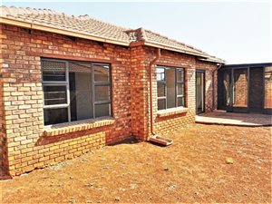 3 Bed House in Clarina