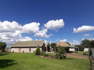 4 Bed House in Adamayview