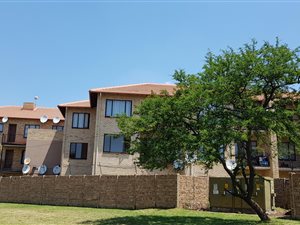 2 Bed Townhouse in Tulisa Park