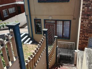 2 Bed House in Westcliff