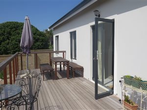 2 Bed House in Stilbaai
