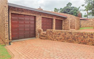 4 Bedroom House in Bedfordview