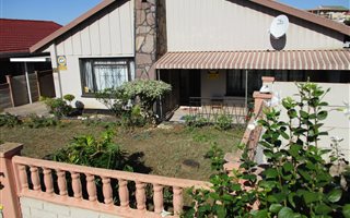 3 Bedroom House in Parlock