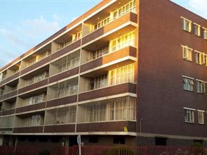 2 Bed Apartment in Hillbrow