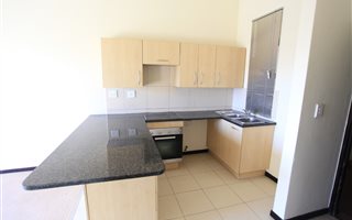 1 Bedroom Apartment in Jackal Creek Golf Estate
