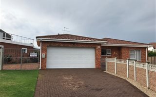 2 Bedroom House in Wavecrest