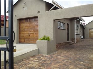 3 Bed House in Diepkloof