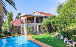 4 Bedroom House in Brackendowns