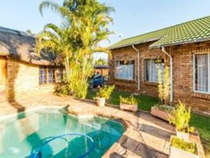 3 Bed House in Suiderberg