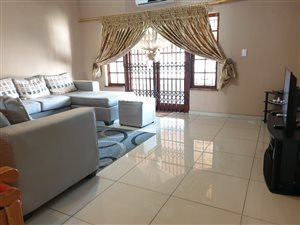 3 Bed Apartment in Arboretum