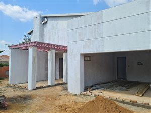3 Bed House in Bougainvillea Estate