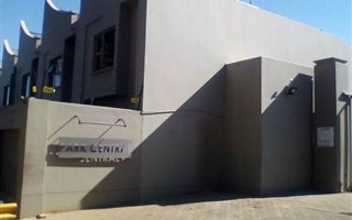 2 Bedroom Duplex in Arcadia