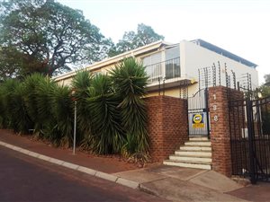 7 Bed House in Arcadia