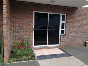 2 Bed Apartment in Warrenton