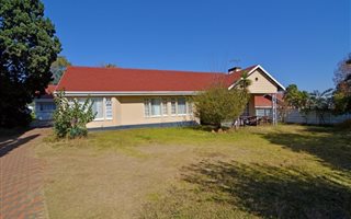 8 Bedroom House in Cresta